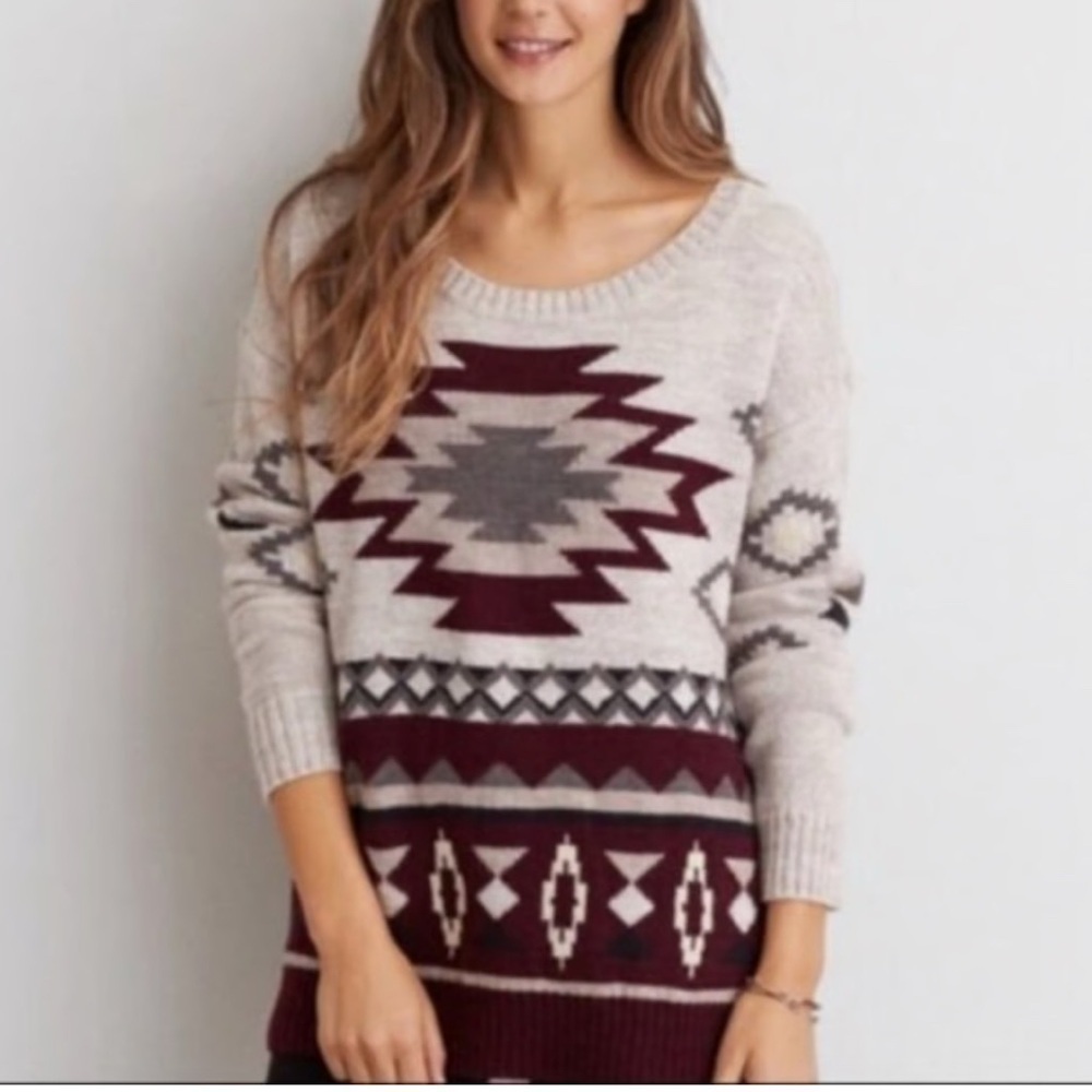 AMERICAN EAGLE OUTFITTERS Size M Wool Blend Native American Print Sweater